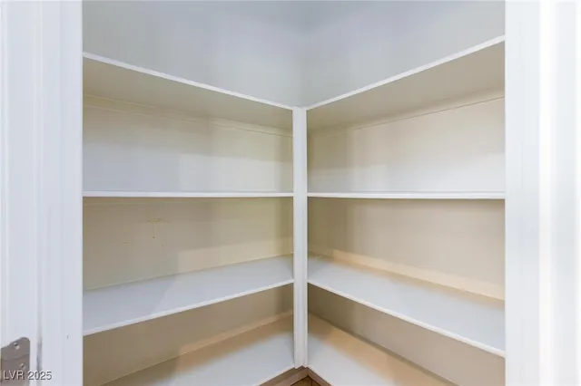 $2,100 | 6736 Prairie Dusk Drive, Las Vegas, NV 89122