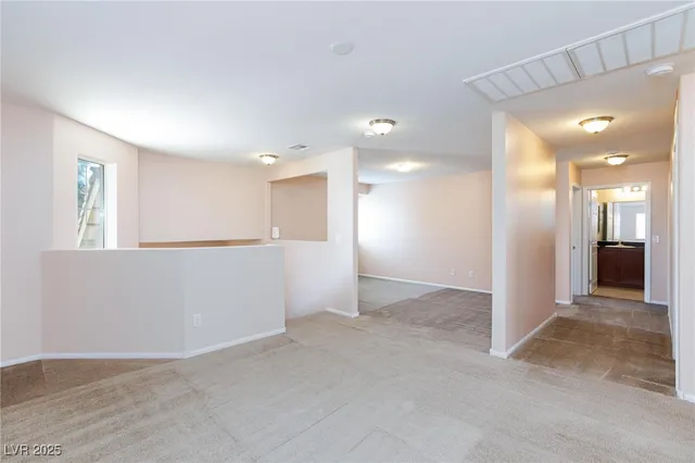 $2,100 | 6736 Prairie Dusk Drive, Las Vegas, NV 89122