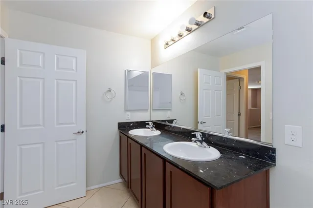 $2,100 | 6736 Prairie Dusk Drive, Las Vegas, NV 89122