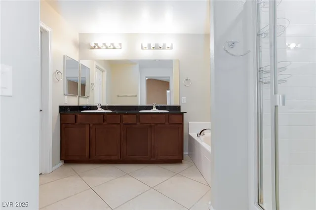 $2,100 | 6736 Prairie Dusk Drive, Las Vegas, NV 89122