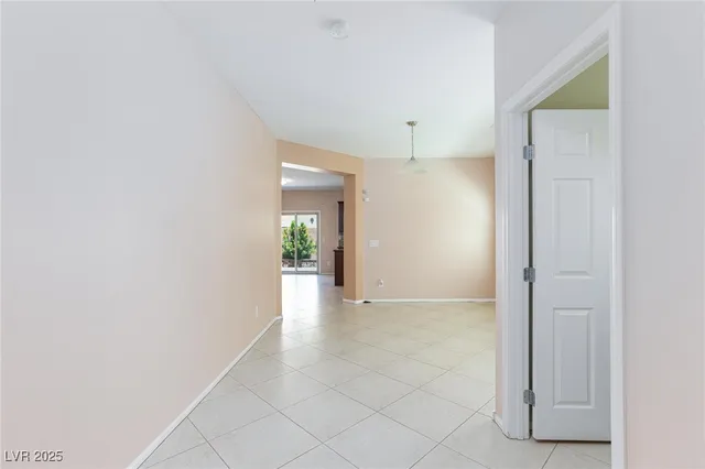 $2,100 | 6736 Prairie Dusk Drive, Las Vegas, NV 89122