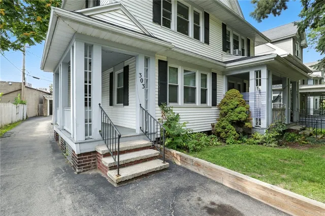 $2,499 | 297 Dartmouth Street, Rochester, NY 14607