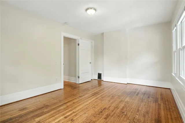 $2,499 | 297 Dartmouth Street, Rochester, NY 14607