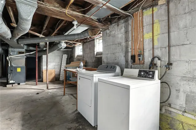 $2,499 | 297 Dartmouth Street, Rochester, NY 14607