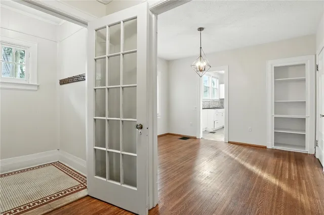 $2,499 | 297 Dartmouth Street, Rochester, NY 14607