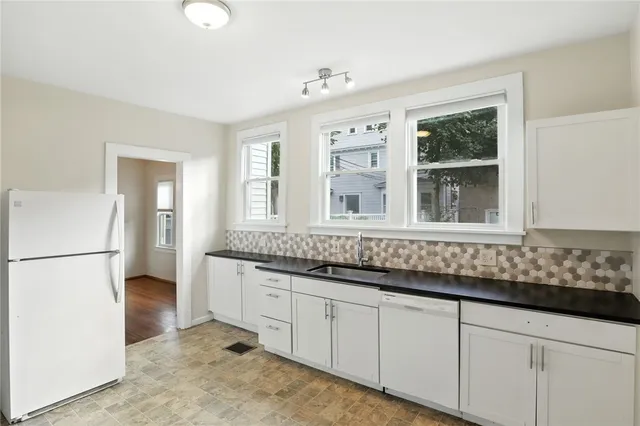 $2,499 | 297 Dartmouth Street, Rochester, NY 14607