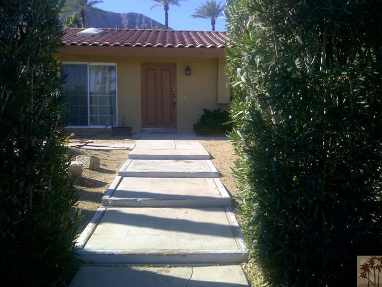 71421 Gardess Road Rancho Mirage, CA 92270 - Photo 4 of 6 a view of a house with a porch