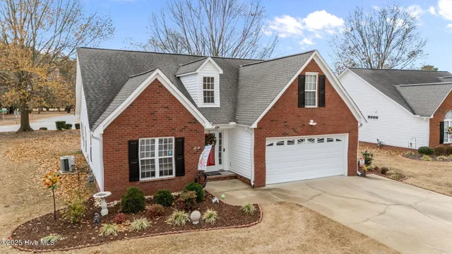 $270,000 | 1609 Thayer Drive, Winterville, NC 28590