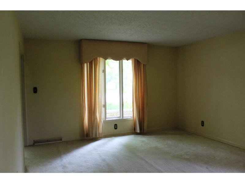 1218 Stafford Road Plainfield, IN 46168 - Photo 10 of 24 Gallery Image 10