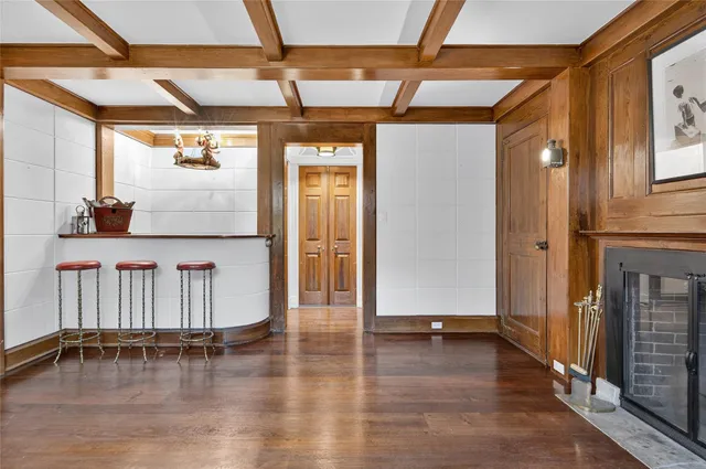 $7,850,000 | 60 Piping Rock Road, Glen Head, NY 11545