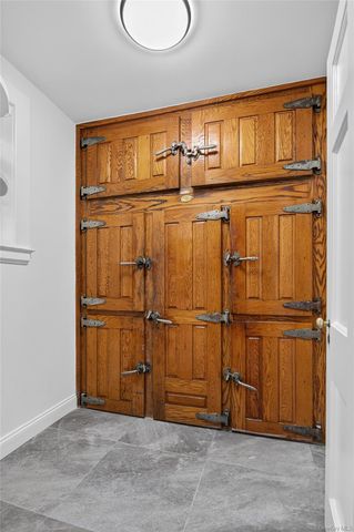 $7,488,000 | 60 Piping Rock Road, Glen Head, NY 11545