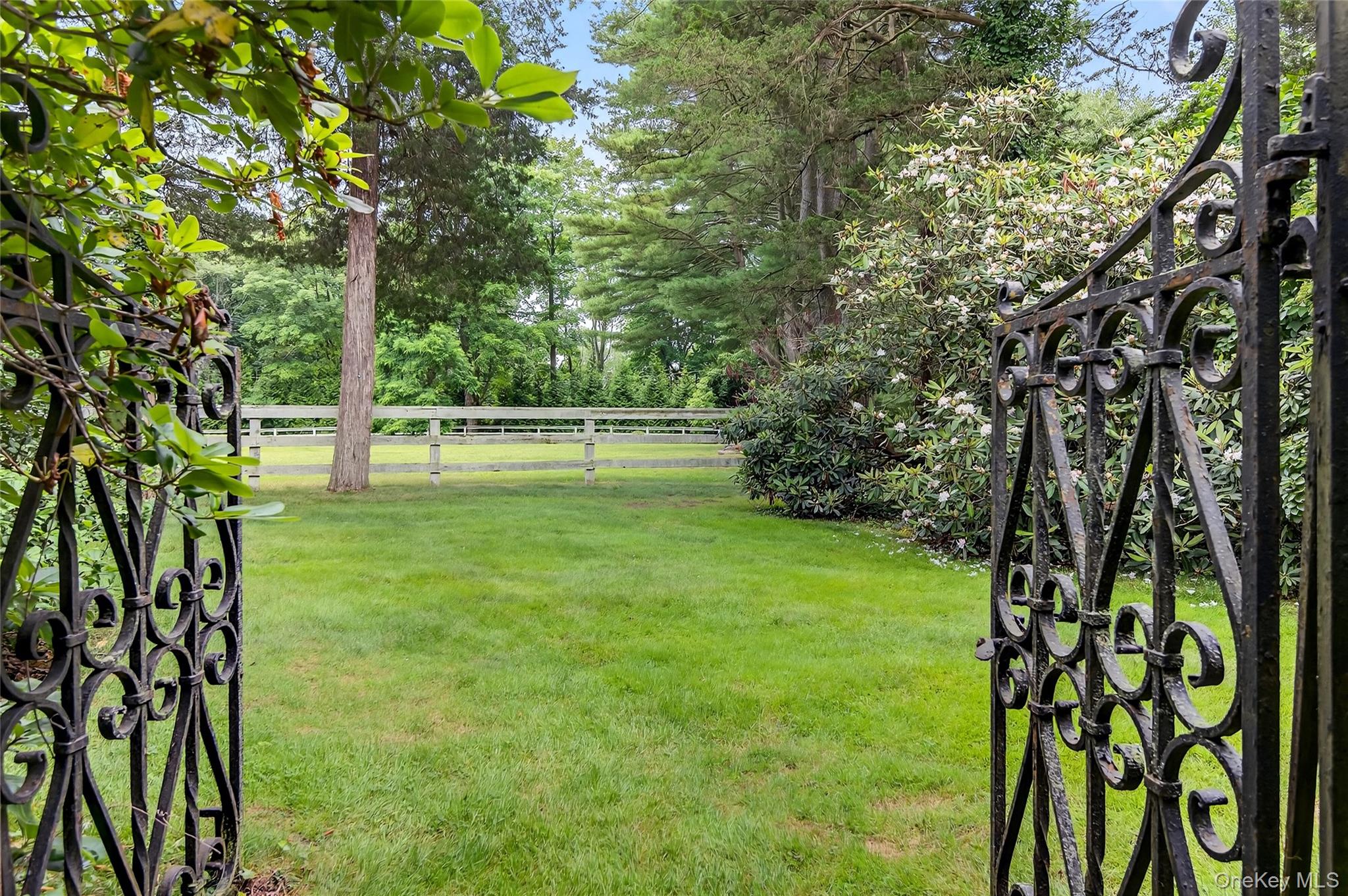 60 Piping Rock Road Glen Head, NY 11545 - Photo 29 of 36