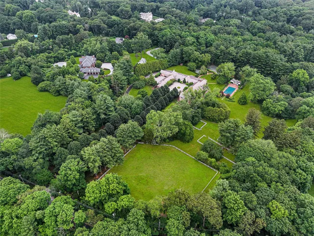 $7,850,000 | 60 Piping Rock Road, Glen Head, NY 11545