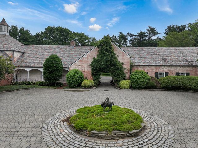 $7,488,000 | 60 Piping Rock Road, Glen Head, NY 11545