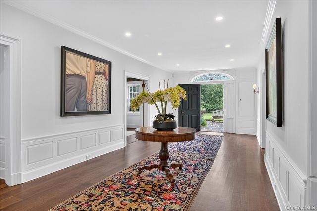 $7,488,000 | 60 Piping Rock Road, Glen Head, NY 11545