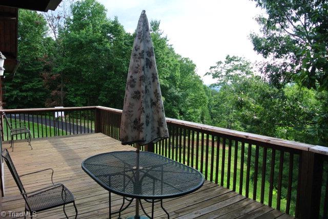 746 Hamby Mountain Road Purlear, NC 28665 - Photo 12 of 19 Gallery Image 12