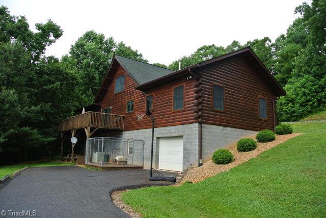 746 Hamby Mountain Road Purlear, NC 28665 - Photo 18 of 19 Gallery Image 18