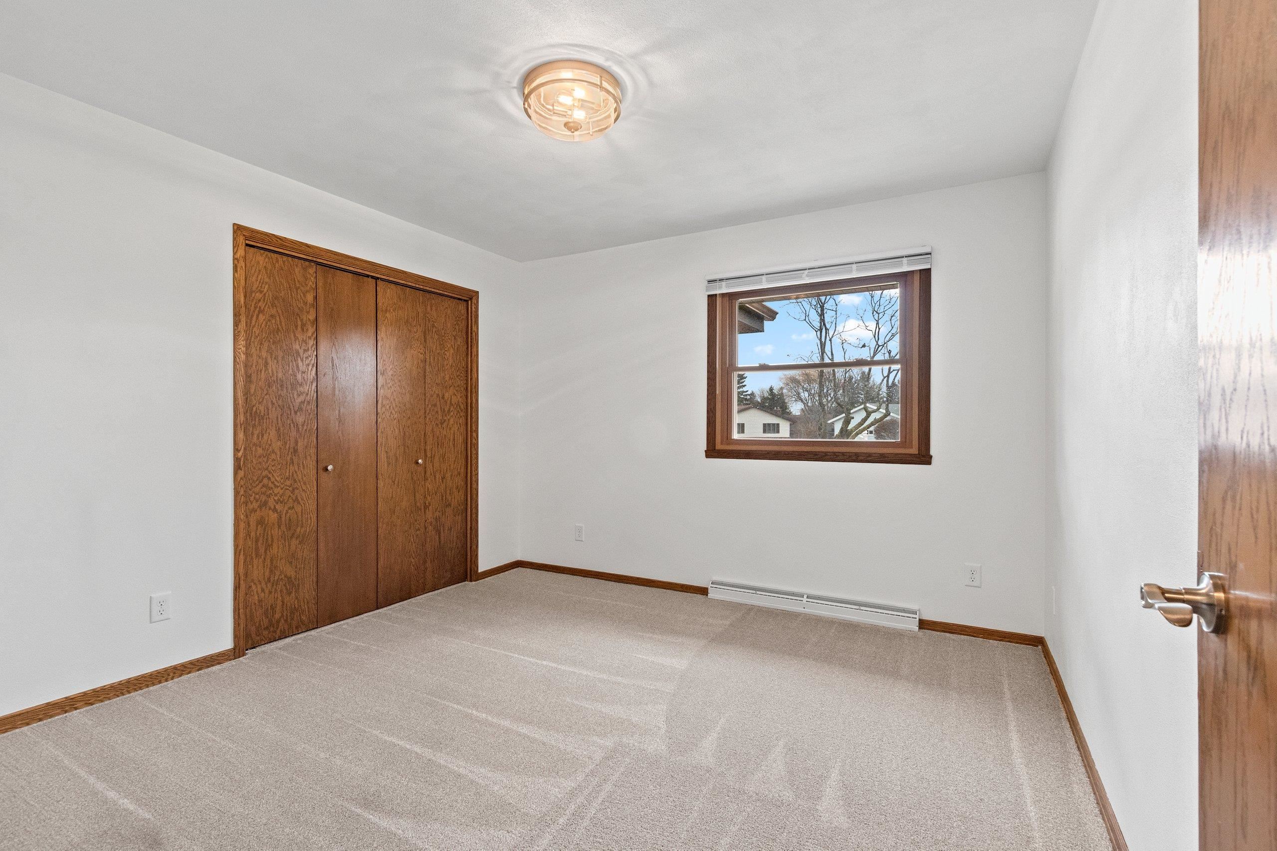 36 Apache Pl Court Appleton, WI 54911 - Photo 23 of 38
