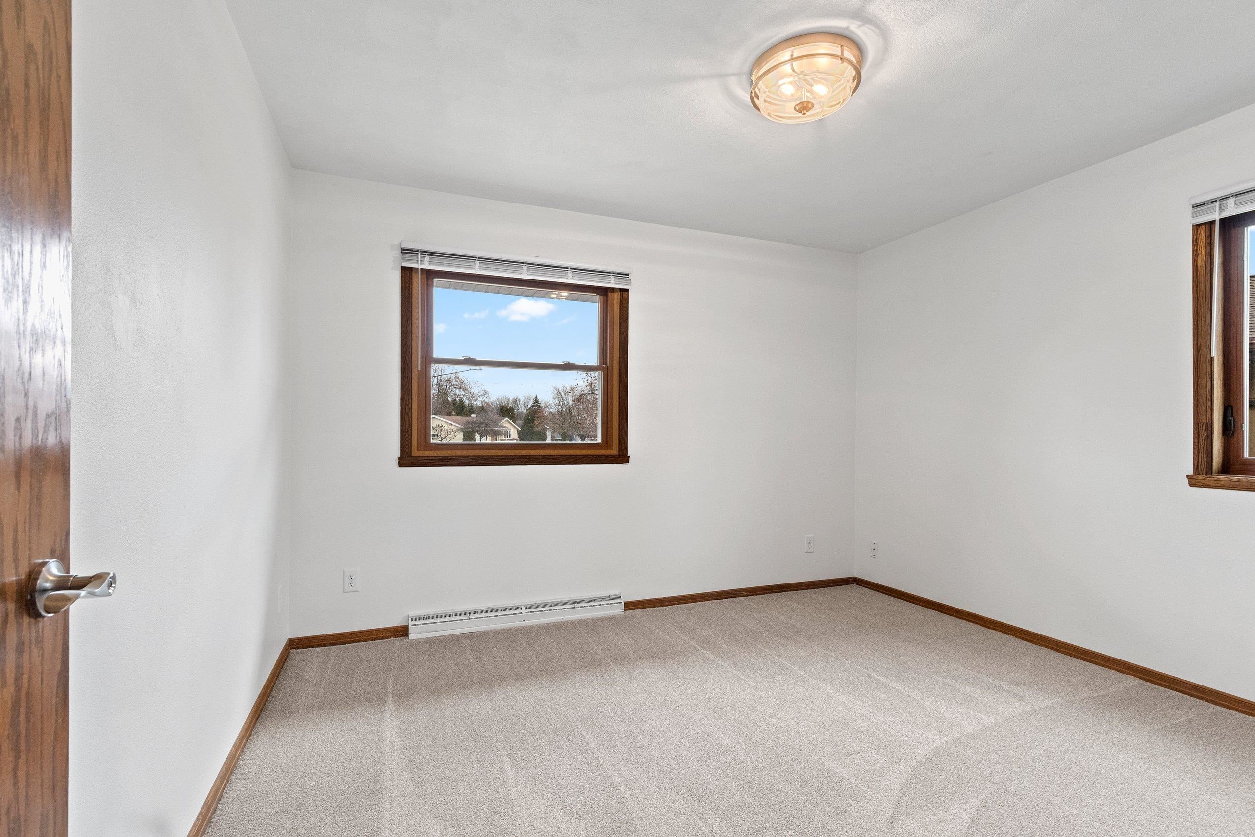 36 Apache Pl Court Appleton, WI 54911 - Photo 24 of 38