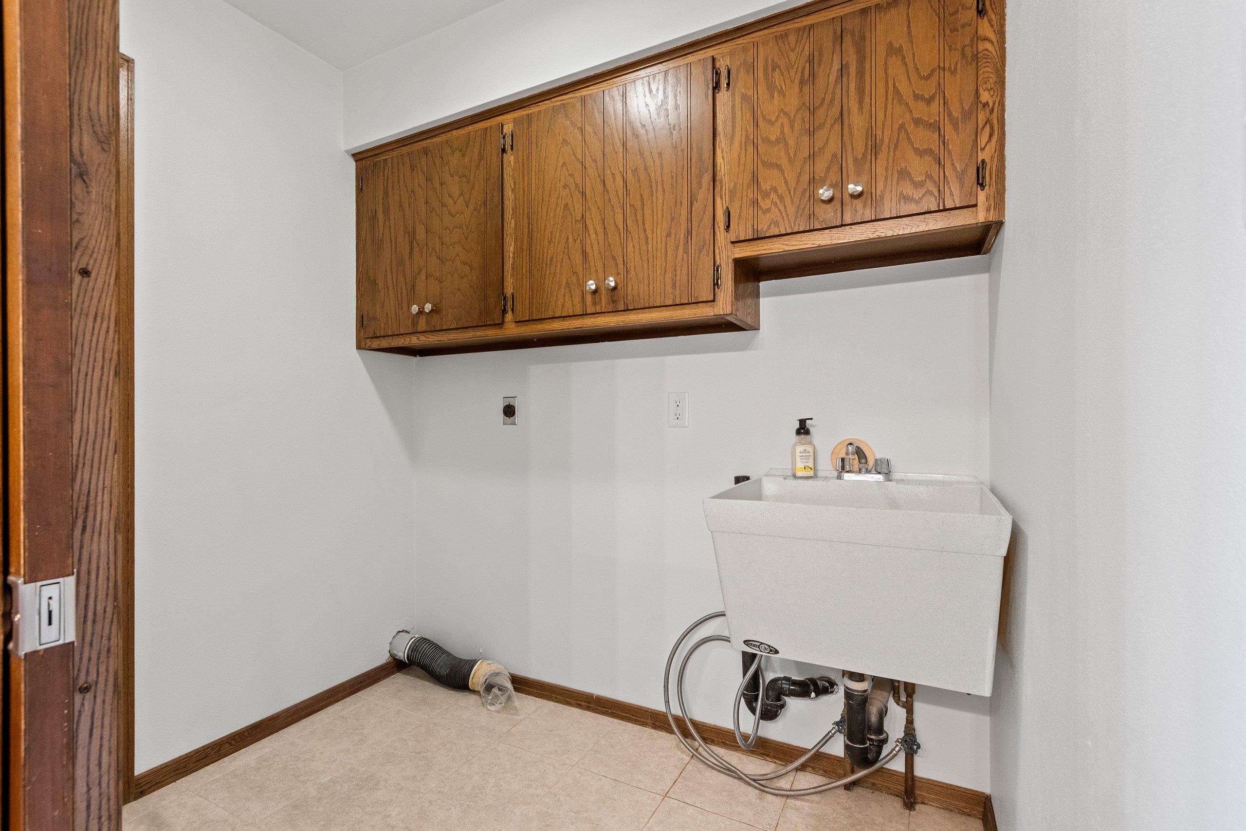 36 Apache Pl Court Appleton, WI 54911 - Photo 27 of 38