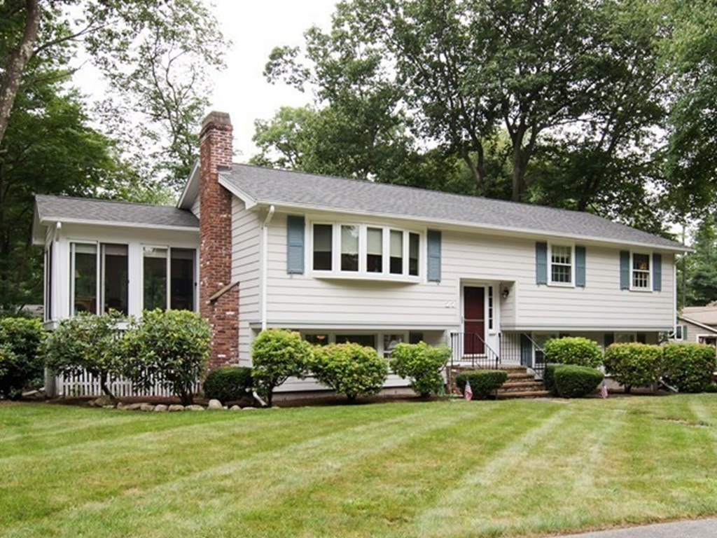 27 Kings Road Canton, MA 02021 - Photo 1 of 18 Gallery Image 1