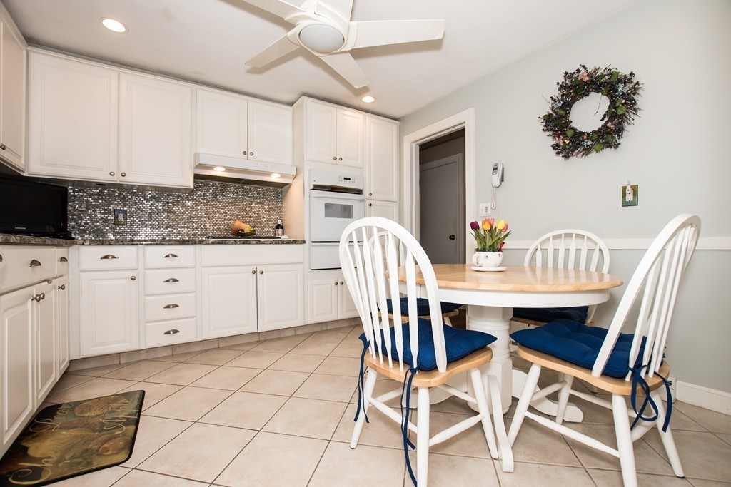 27 Kings Road Canton, MA 02021 - Photo 3 of 18 Gallery Image 3
