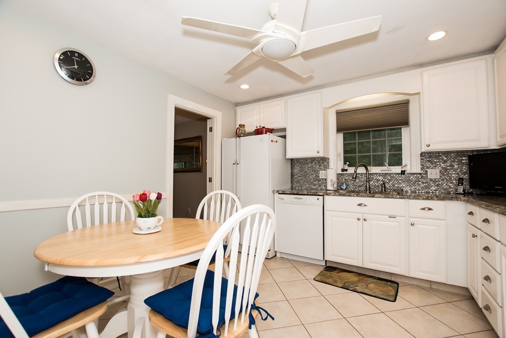 27 Kings Road Canton, MA 02021 - Photo 4 of 18 Gallery Image 4