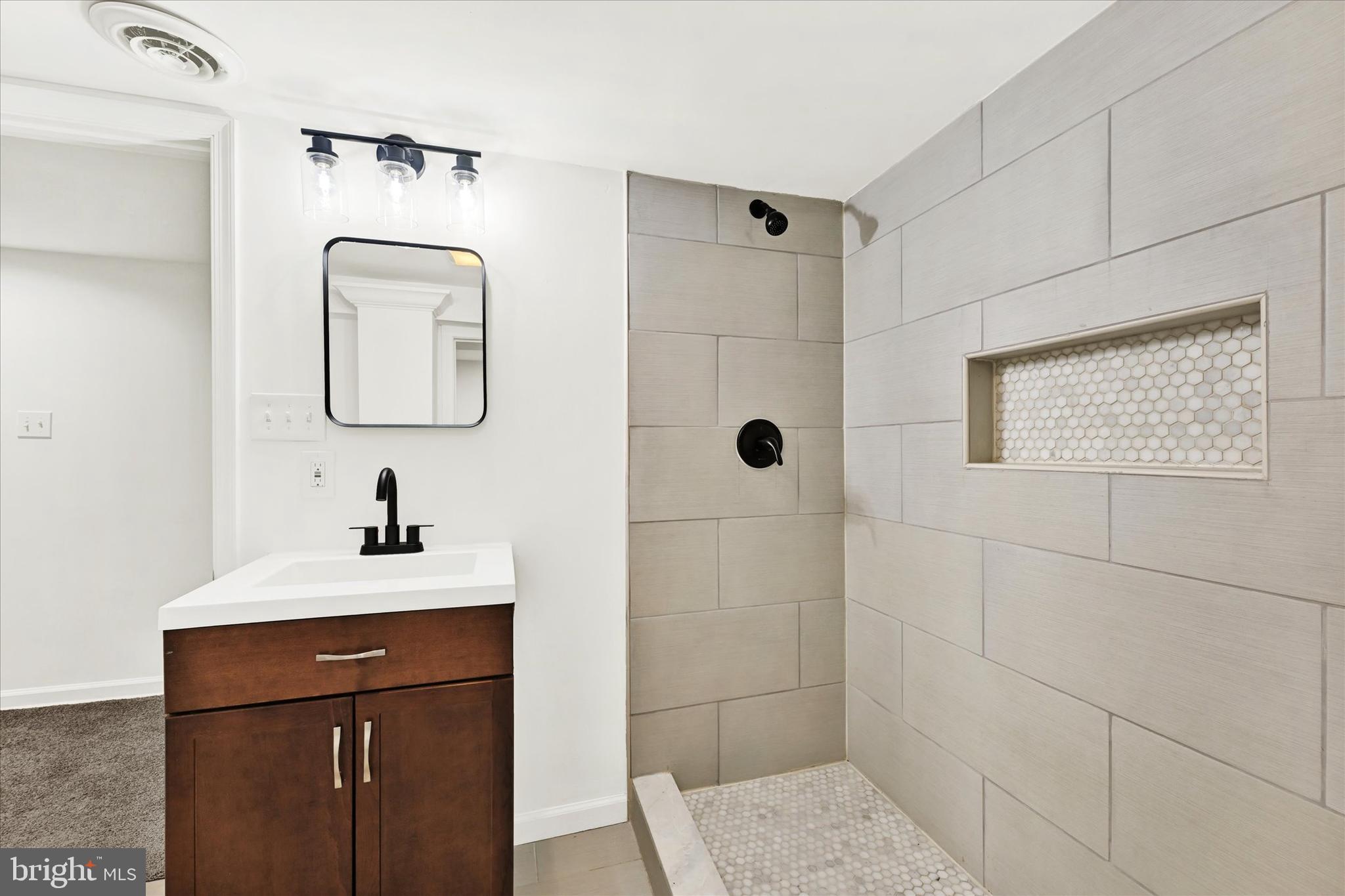 2000 Summit Avenue Rosedale, MD 21237 - Photo 25 of 28