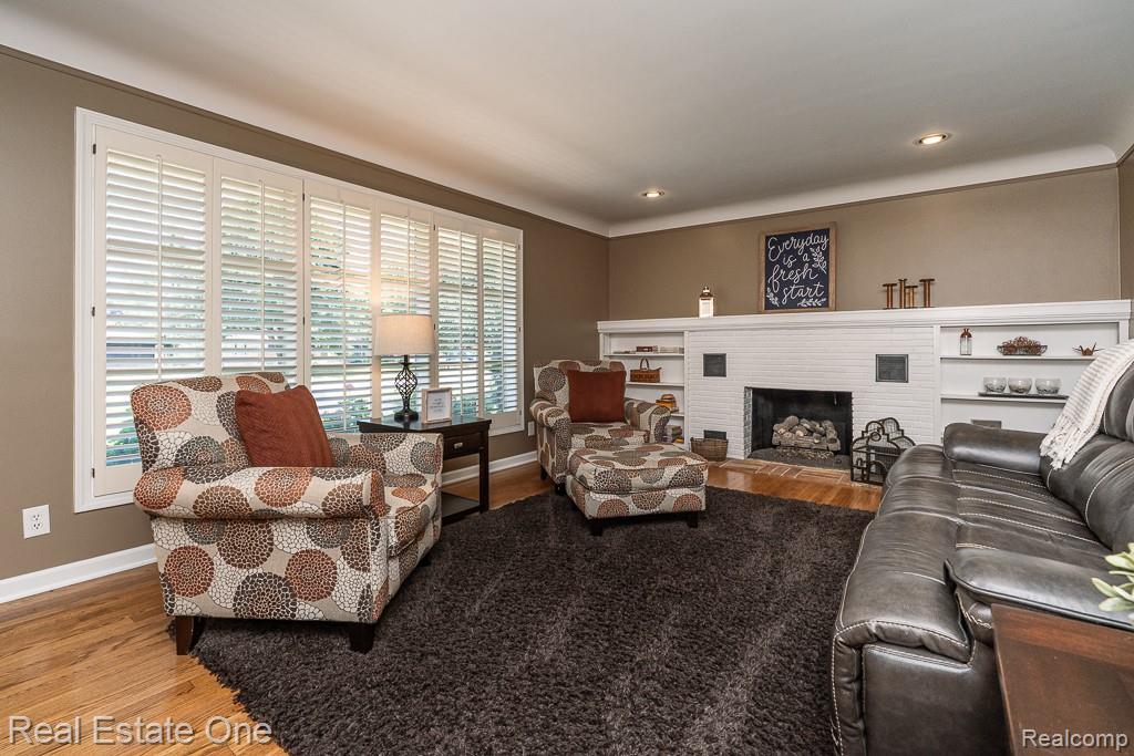 471 Elmhill Road Rochester Hills, MI 48306 - Photo 5 of 34