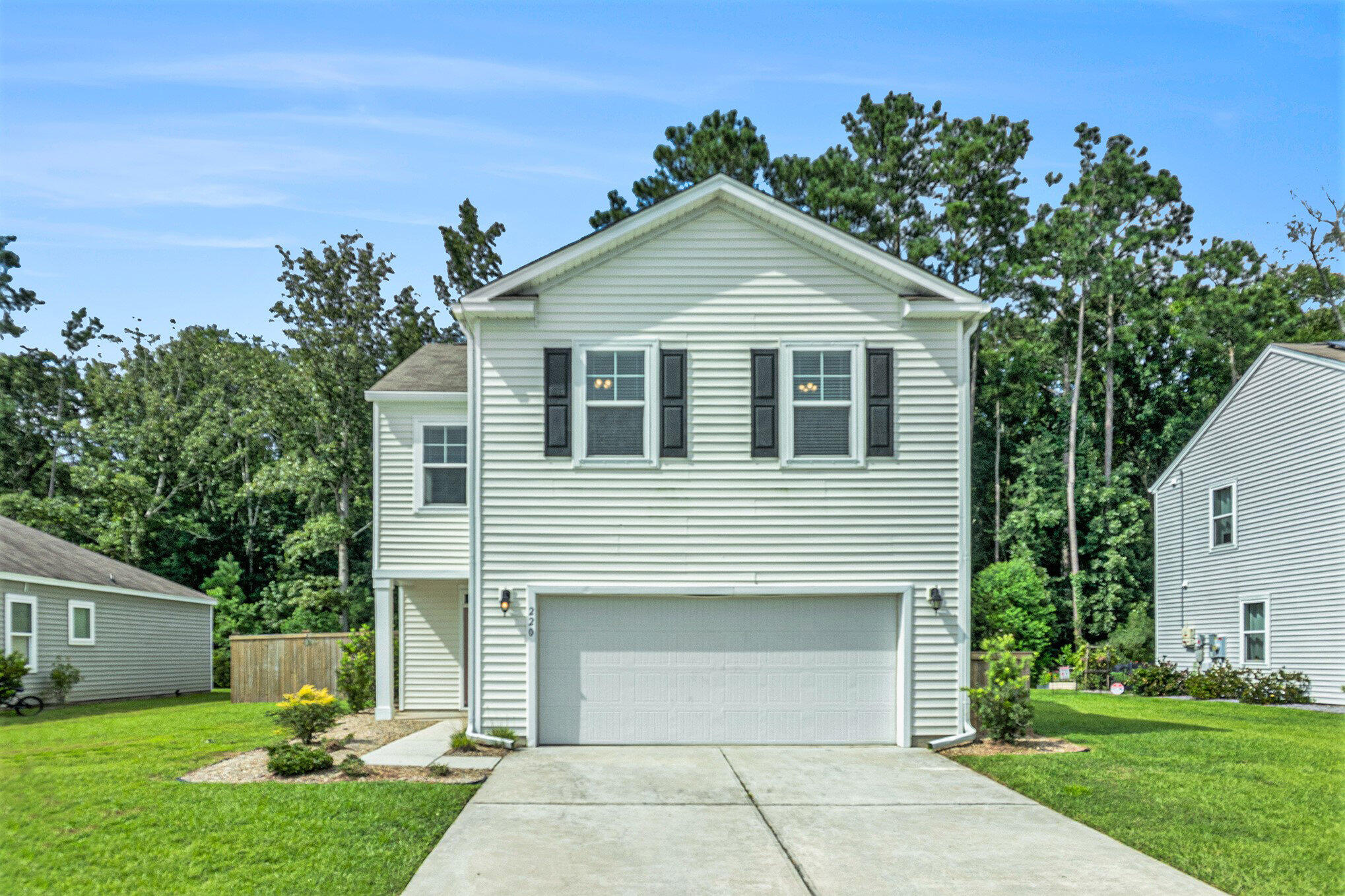 220 Goshen Road Moncks Corner, SC 29461 - Photo 1 of 36 004_fgp03648_683