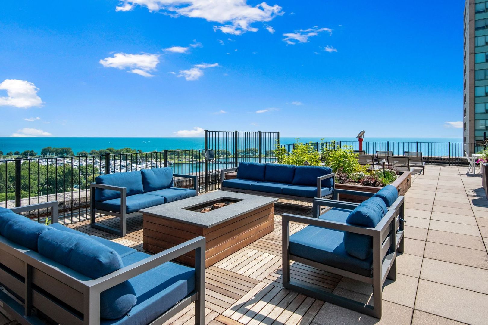 3170 North Sheridan Road, Unit 625 Chicago, IL 60657 - Photo 19 of 24 Gallery Image 19