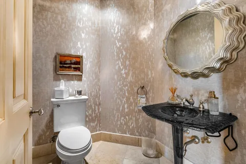 $7,250,000 | 622 North Flagler Drive, Unit 604, West Palm Beach, FL 33401