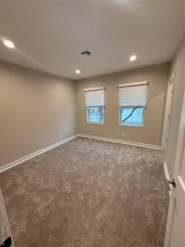 $3,100 | 122 Greenwich Avenue, Unit 204, Goshen, NY 10924