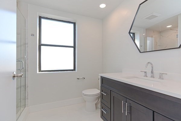 1674 Beacon Street, Unit 2 Brookline, MA 02445 - Photo 18 of 42