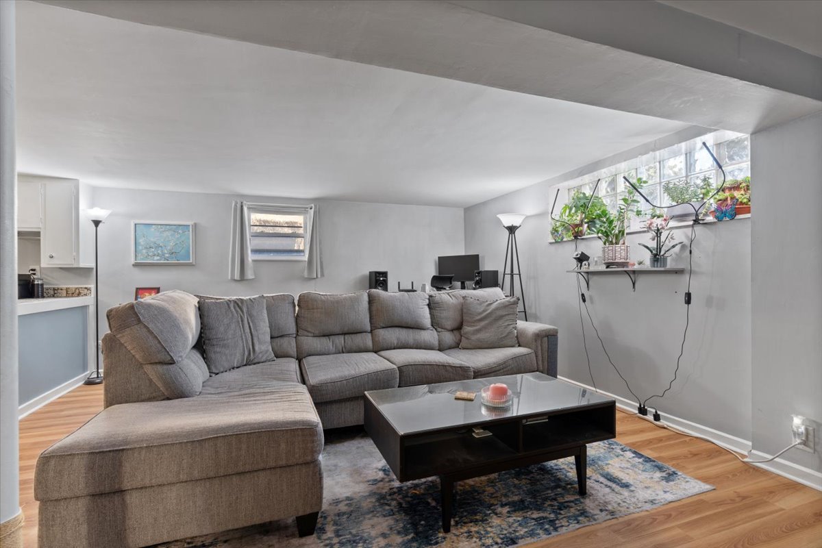 8644 Niles Center Road Skokie, IL 60077 - Photo 18 of 31