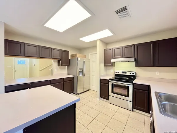 $1,695 | 8210 Donley Pond, San Antonio, TX 78254