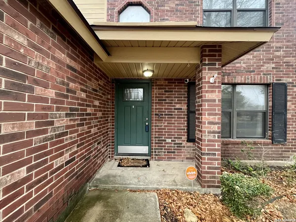 $1,695 | 8210 Donley Pond, San Antonio, TX 78254