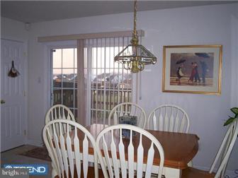 37 Michigan Drive Sinking Spring, PA 19608 - Photo 8 of 11 Gallery Image 8