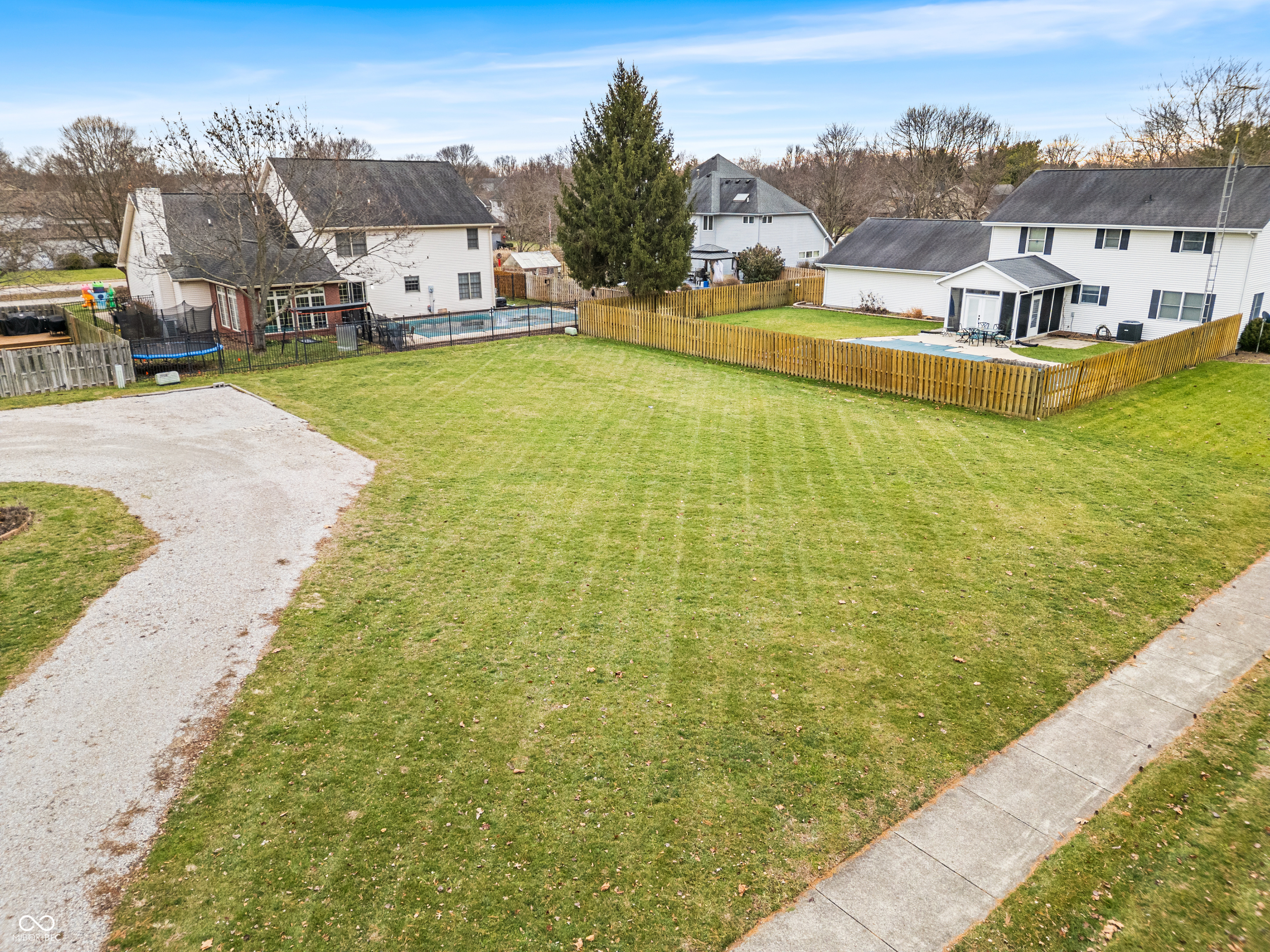 4331 River Road Columbus, IN 47203 - Photo 4 of 7