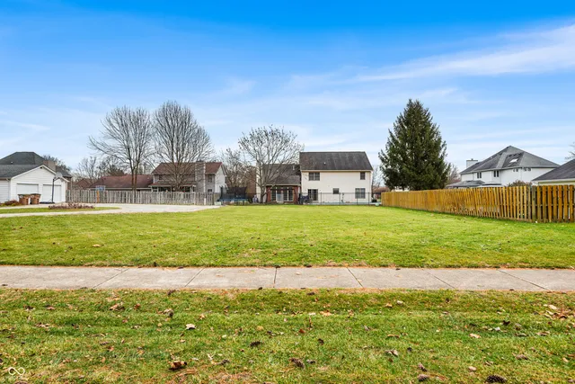 $85,900 | 4331 River Road, Columbus, IN 47203