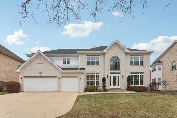 $950,000 | 484 Haleys Hill Court, Palatine, IL 60074