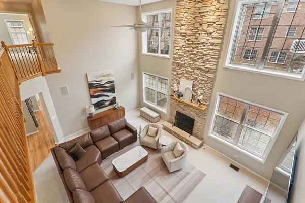 $950,000 | 484 Haleys Hill Court, Palatine, IL 60074