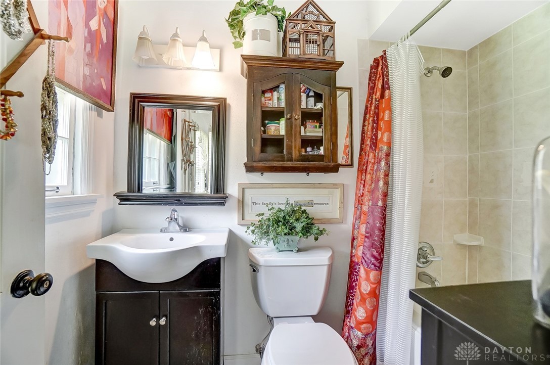 318 Imogene Road Dayton, OH 45405 - Photo 26 of 34 Gallery Image 26