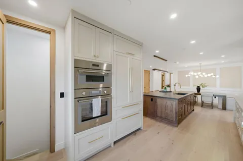 $5,880,000 | 1548 Cypress Avenue, Burlingame, CA 94010