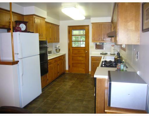 1173 Reissing Road McDonald, PA 15057 - Photo 5 of 15 Kitchen.