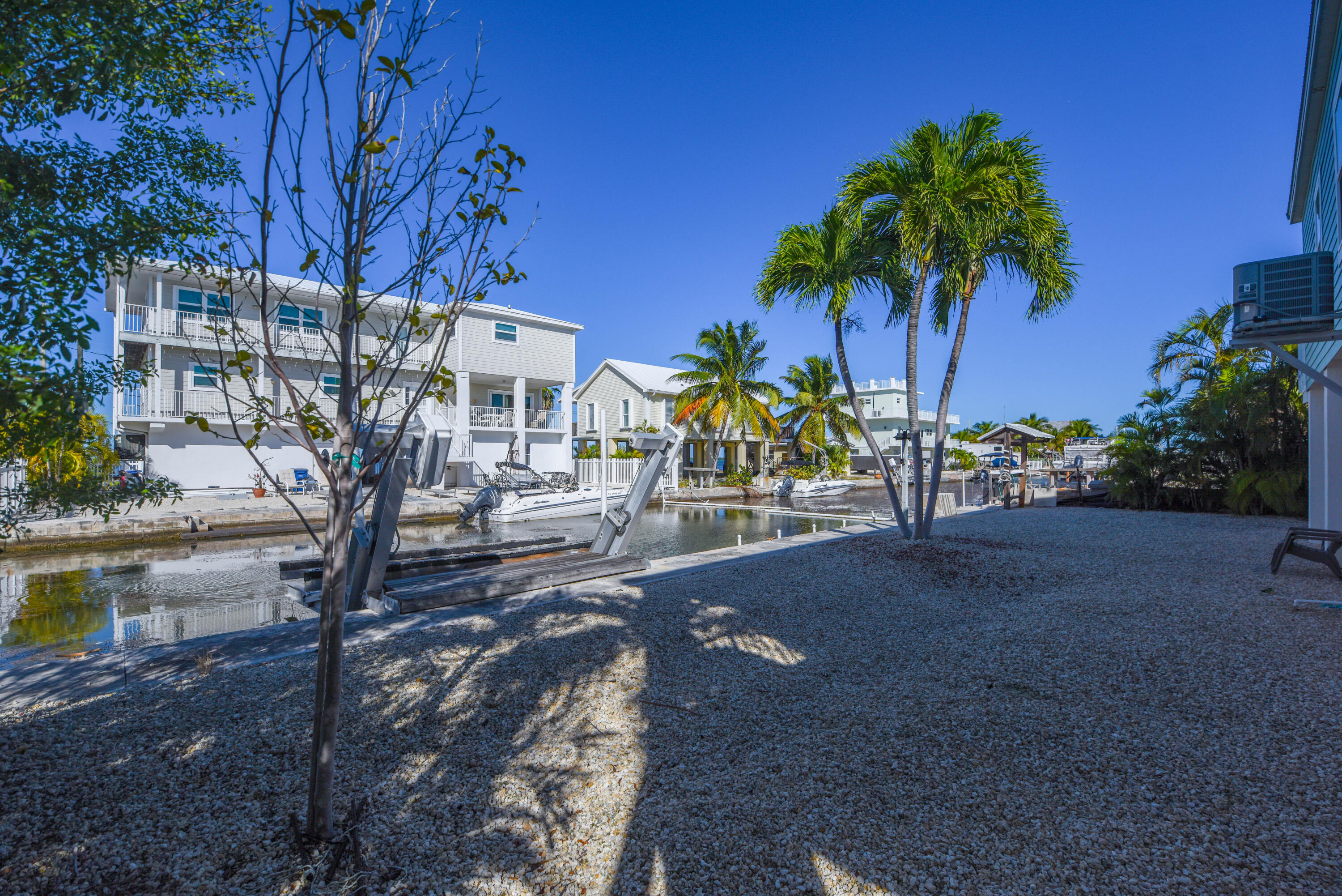 31343 Ave I Big Pine Key, FL 33043 - Photo 22 of 29 a view of a park with a tree