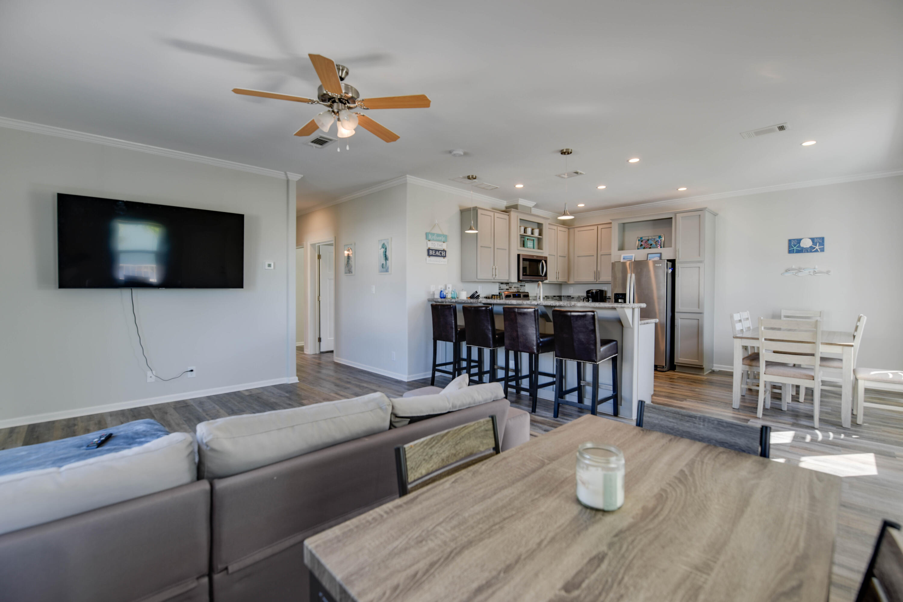 31343 Ave I Big Pine Key, FL 33043 - Photo 7 of 29 a living room with furniture and a flat screen tv