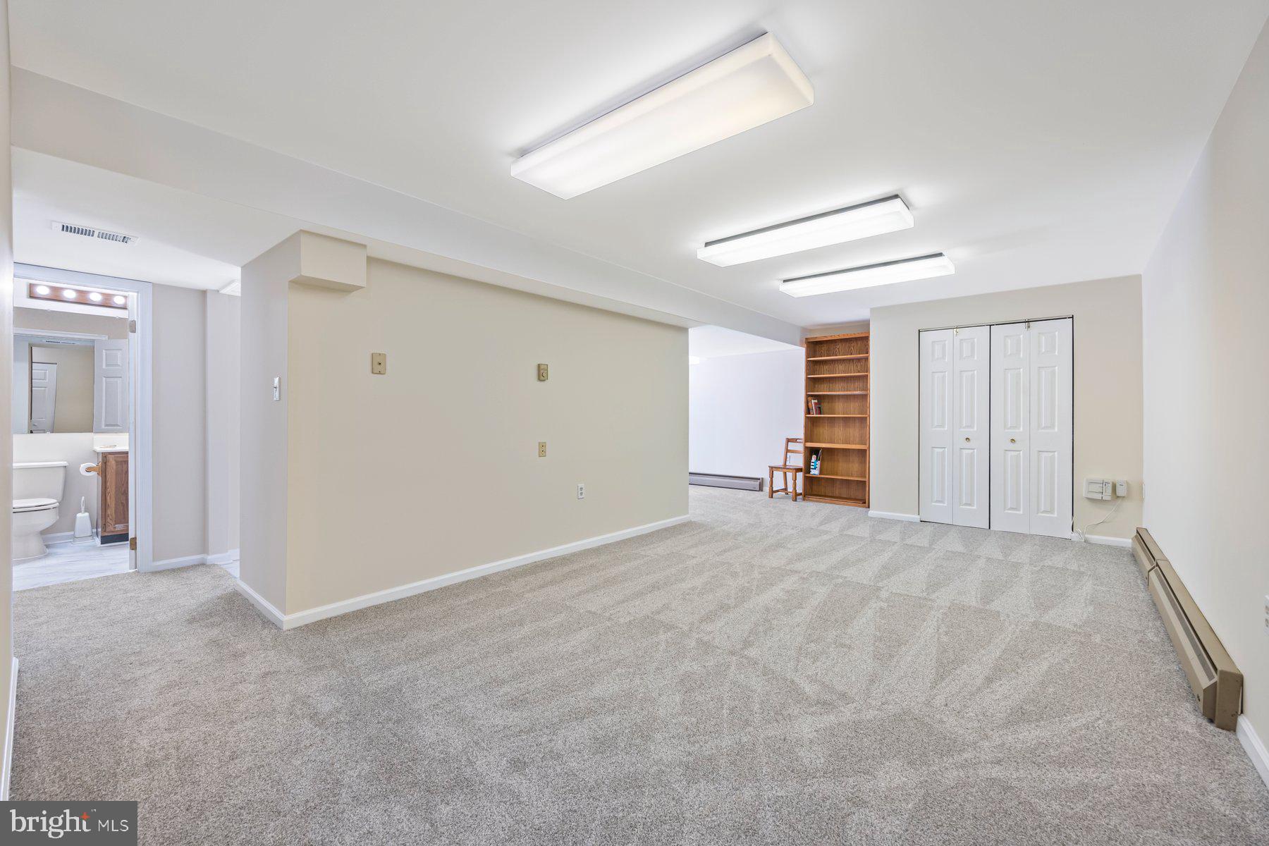 6041 Watch Chain Way Columbia, MD 21044 - Photo 20 of 42 Finished Basement (New Carpet!)