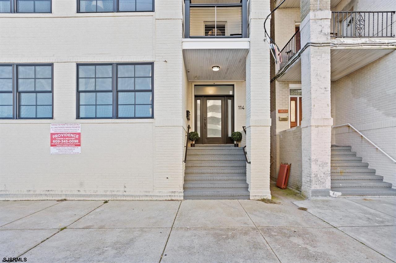 114 South Raleigh Avenue Atlantic City, NJ 08401 - Photo 4 of 52 a front view of a building with entryway