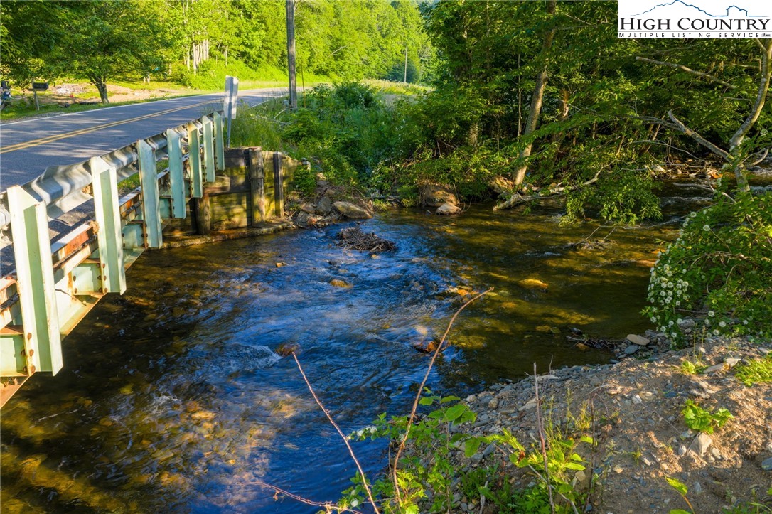 4690 3 Top Road Todd, NC 28684 - Photo 40 of 49 a view of outdoor space and yard